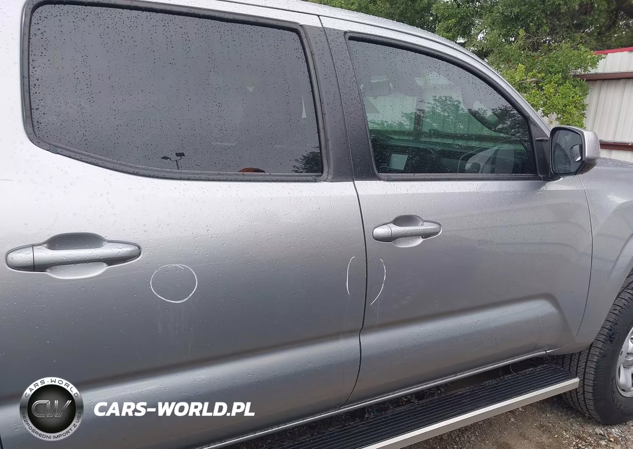2018 Toyota Tacoma Sr VIN:5TFAX5GN3JX130975 - 13