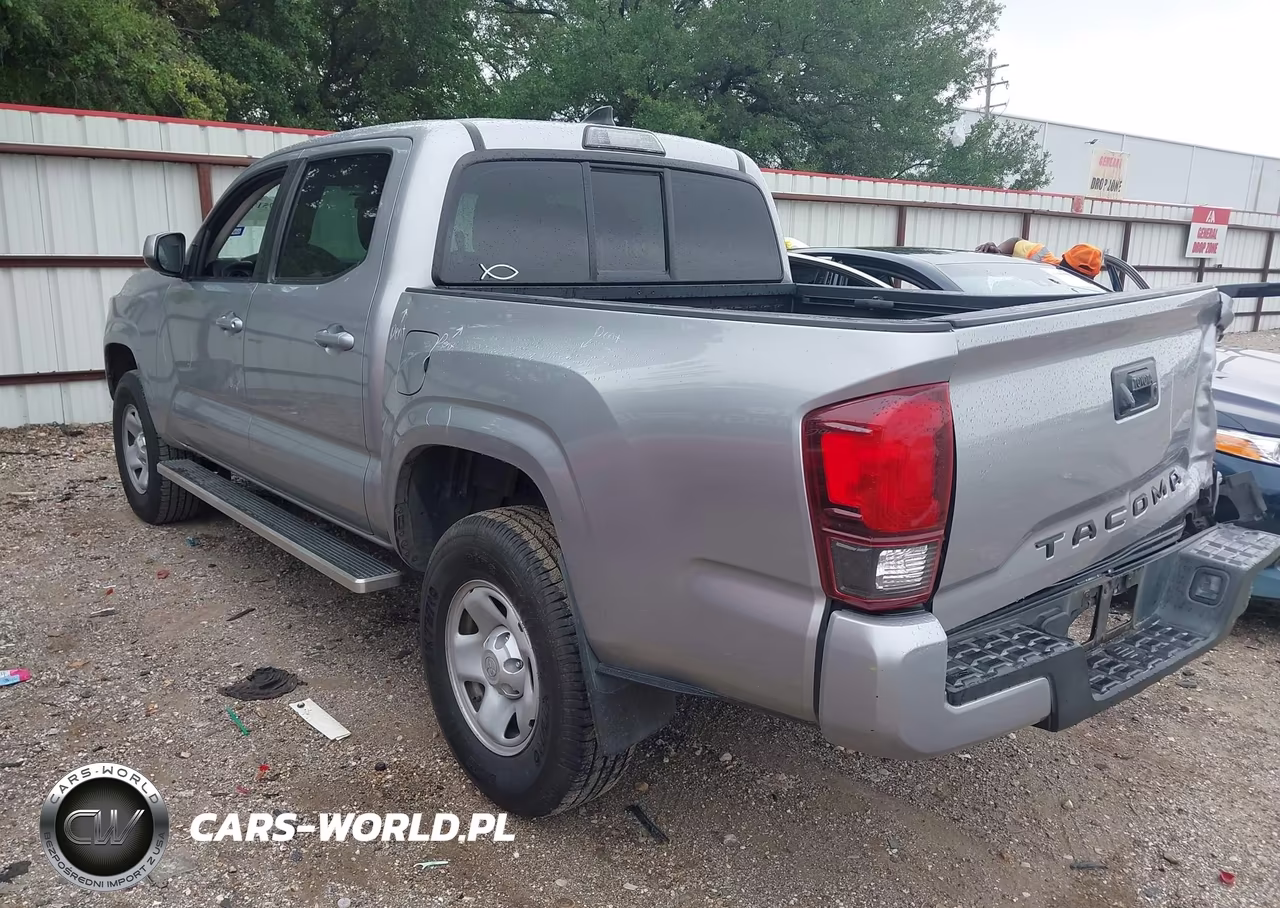 2018 Toyota Tacoma Sr VIN:5TFAX5GN3JX130975 - 3