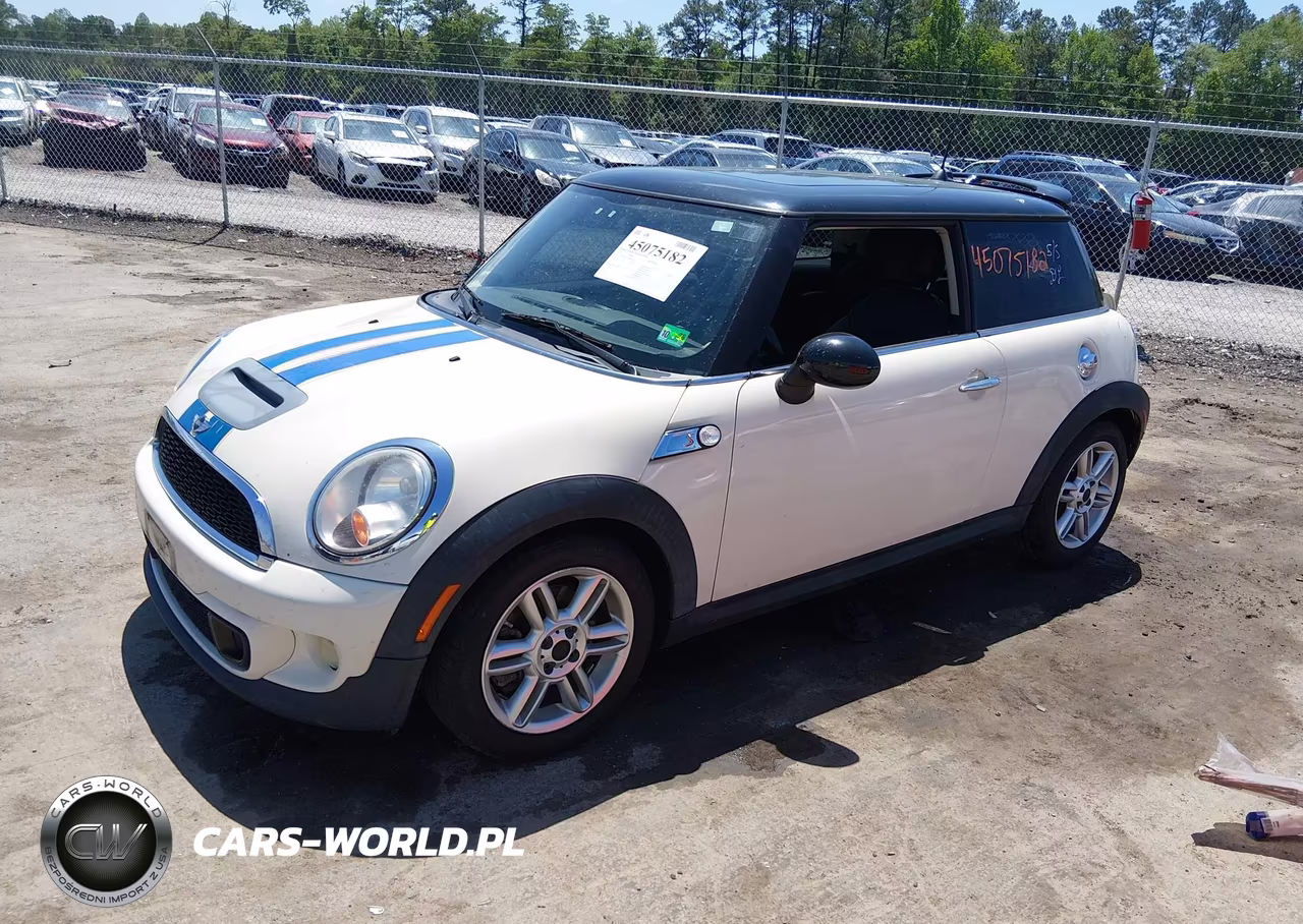 2011 Mini Cooper S VIN:WMWSV3C52BTY23241 - 2