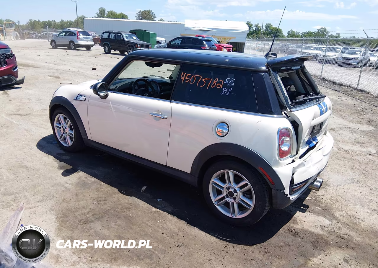 2011 Mini Cooper S VIN:WMWSV3C52BTY23241 - 3