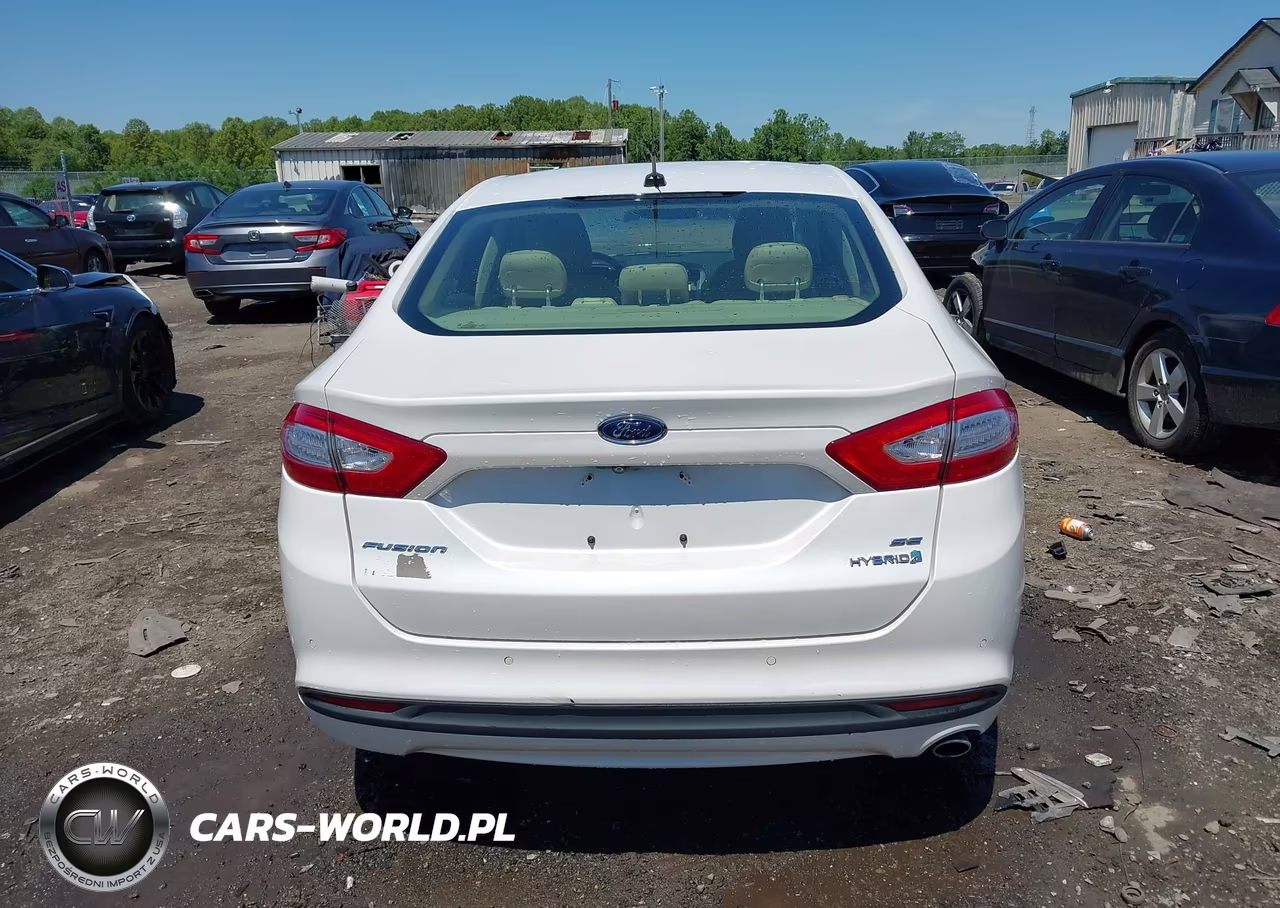 2015 Ford Fusion Hybrid Se VIN:3FA6P0LUXFR167467 - 16