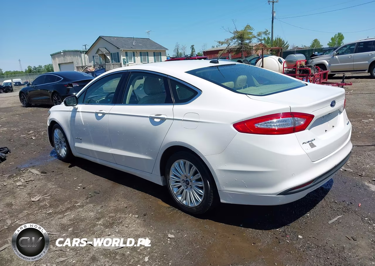 2015 Ford Fusion Hybrid Se VIN:3FA6P0LUXFR167467 - 3