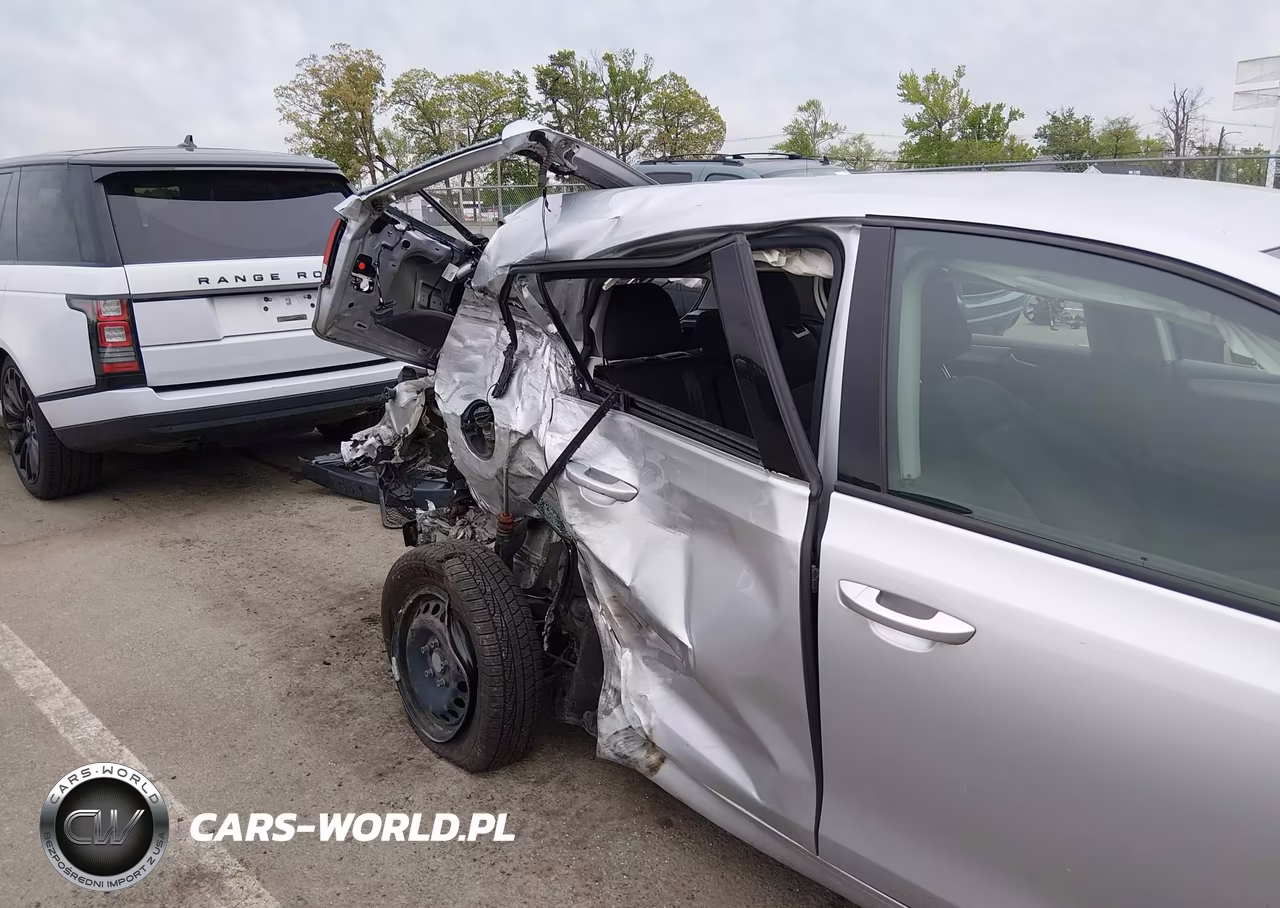 2014 Volkswagen Golf 2.5L VIN:WVWDB7AJ7EW004689 - 6