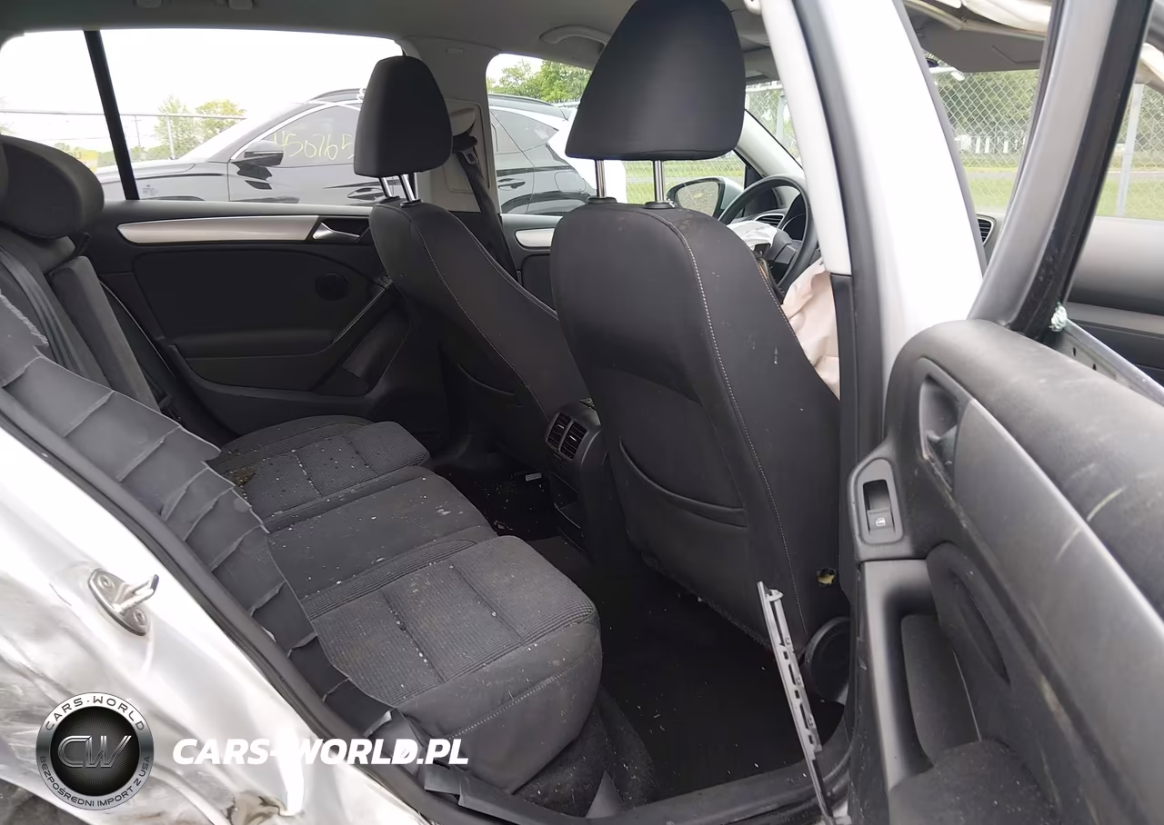 2014 Volkswagen Golf 2.5L VIN:WVWDB7AJ7EW004689 - 8