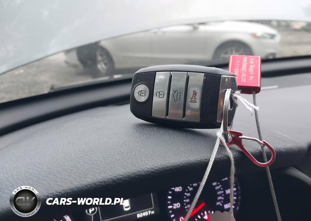 2018 Kia Optima Plug-In Hybrid Ex VIN:KNAGV4LDXJ5025155 - 11
