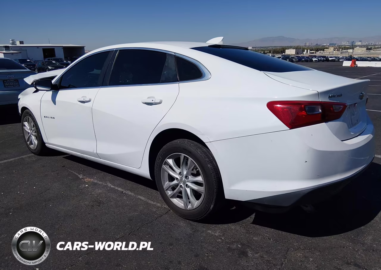 2018 Chevrolet Malibu Lt VIN:1G1ZD5ST8JF148534 - 3