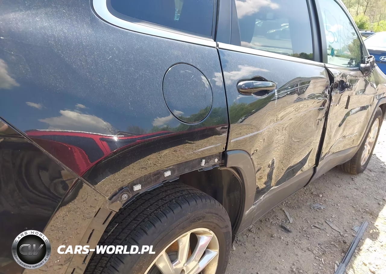 2016 Jeep Cherokee Limited VIN:1C4PJMDSXGW331903 - 18