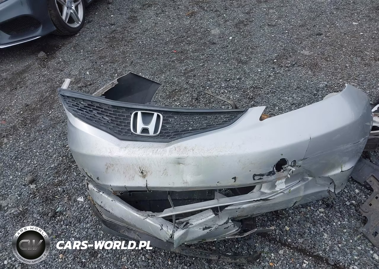2013 Honda Fit VIN:JHMGE8G39DC017154 - 12