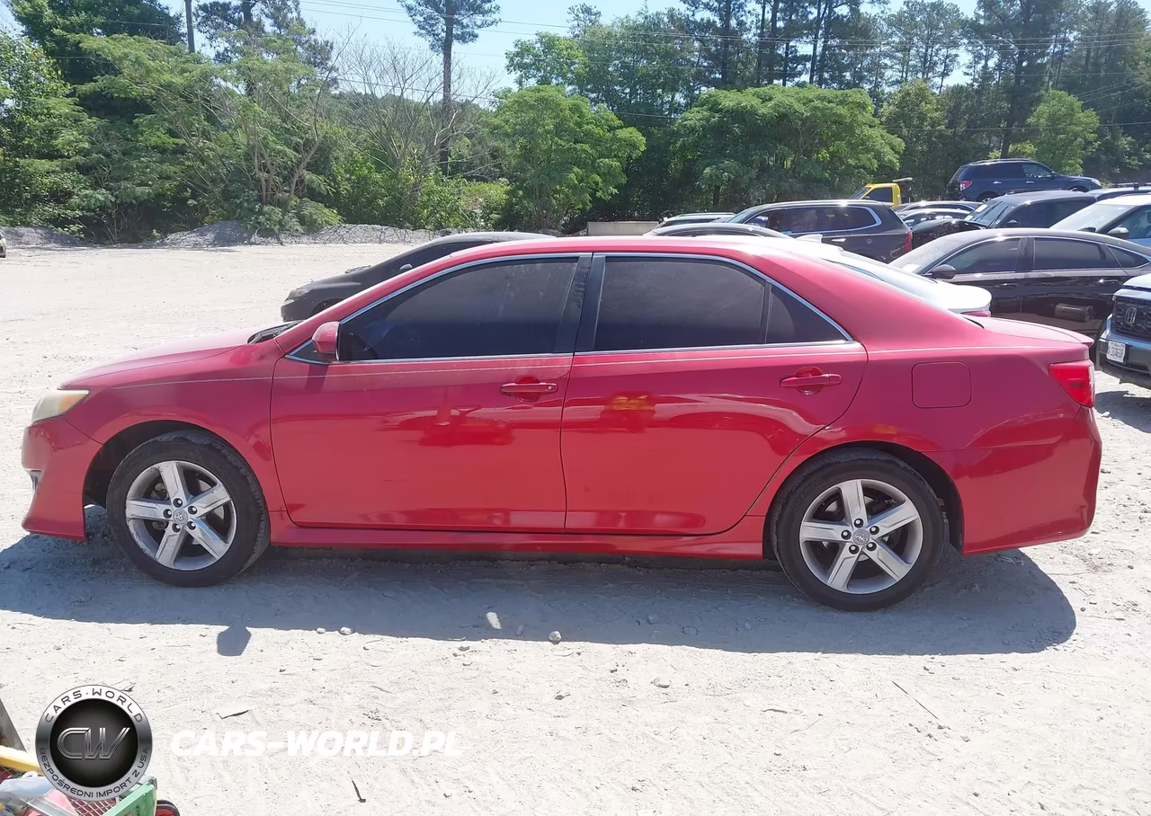 2013 Toyota Camry Se VIN:4T1BF1FK1DU642372 - 14
