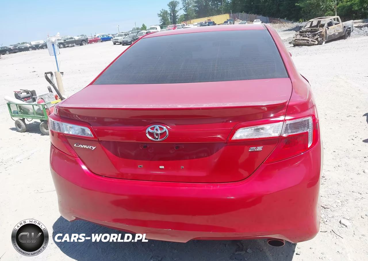 2013 Toyota Camry Se VIN:4T1BF1FK1DU642372 - 16