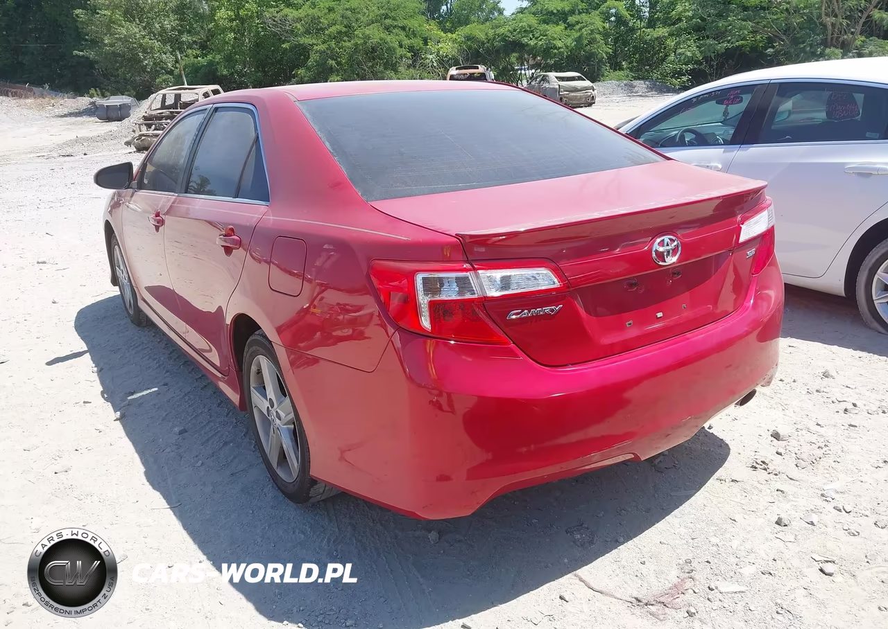 2013 Toyota Camry Se VIN:4T1BF1FK1DU642372 - 3