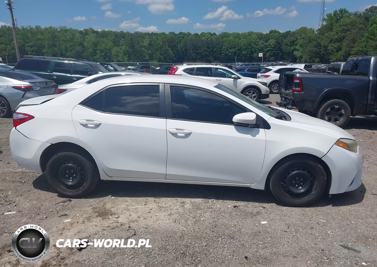 2015 Toyota Corolla Le VIN:2T1BURHEXFC472240 - 13