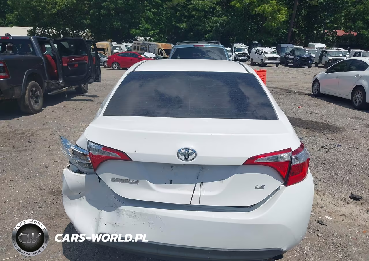 2015 Toyota Corolla Le VIN:2T1BURHEXFC472240 - 16