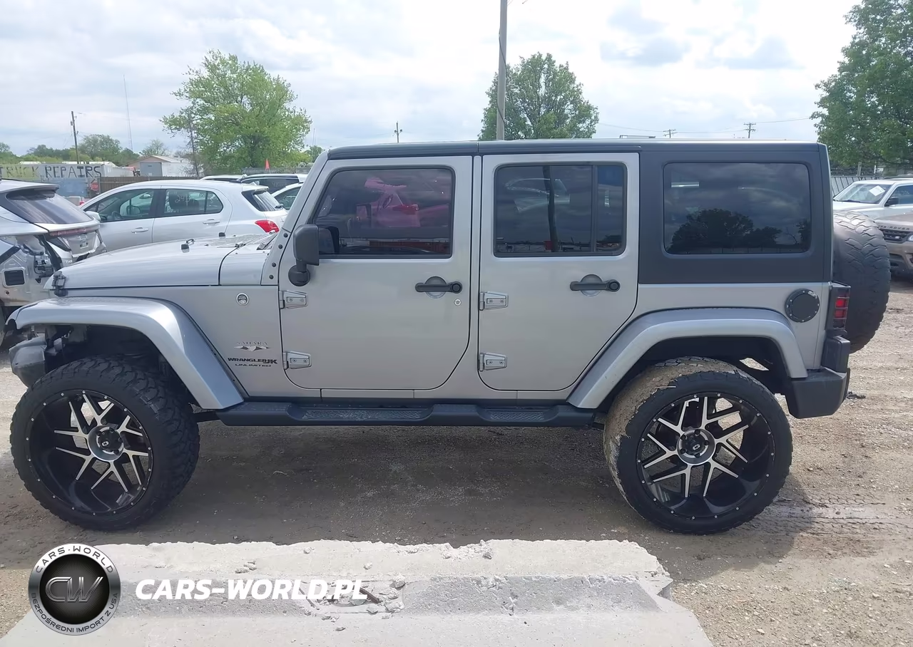 2018 Jeep Wrangler Jk Unlimited Sahara 4X4 VIN:1C4BJWEG5JL808715 - 14