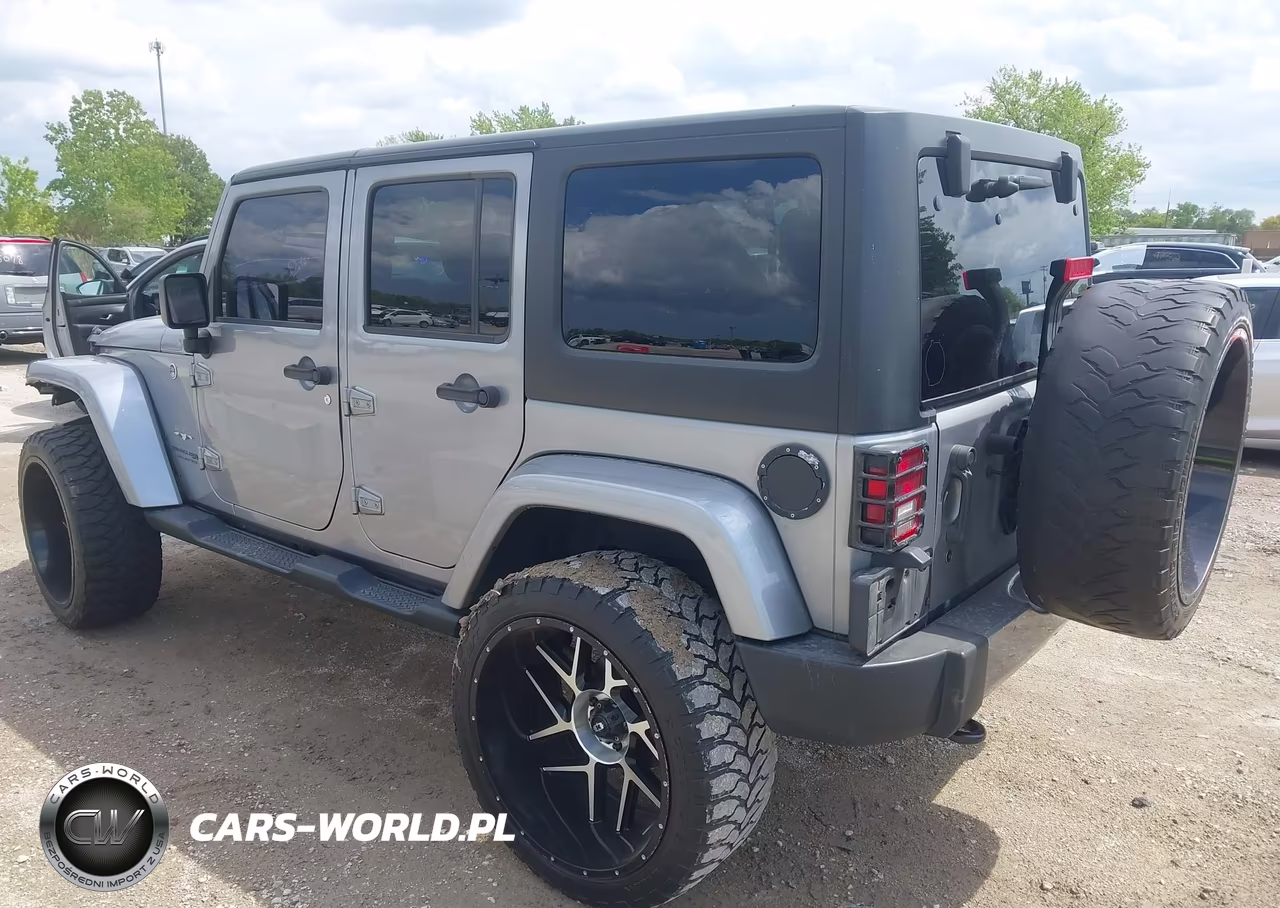 2018 Jeep Wrangler Jk Unlimited Sahara 4X4 VIN:1C4BJWEG5JL808715 - 3