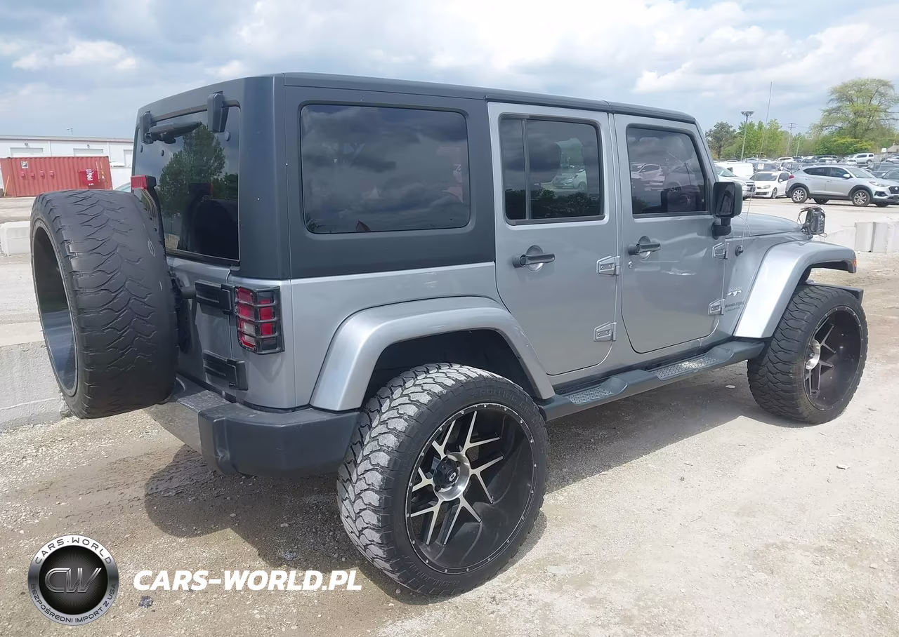 2018 Jeep Wrangler Jk Unlimited Sahara 4X4 VIN:1C4BJWEG5JL808715 - 4