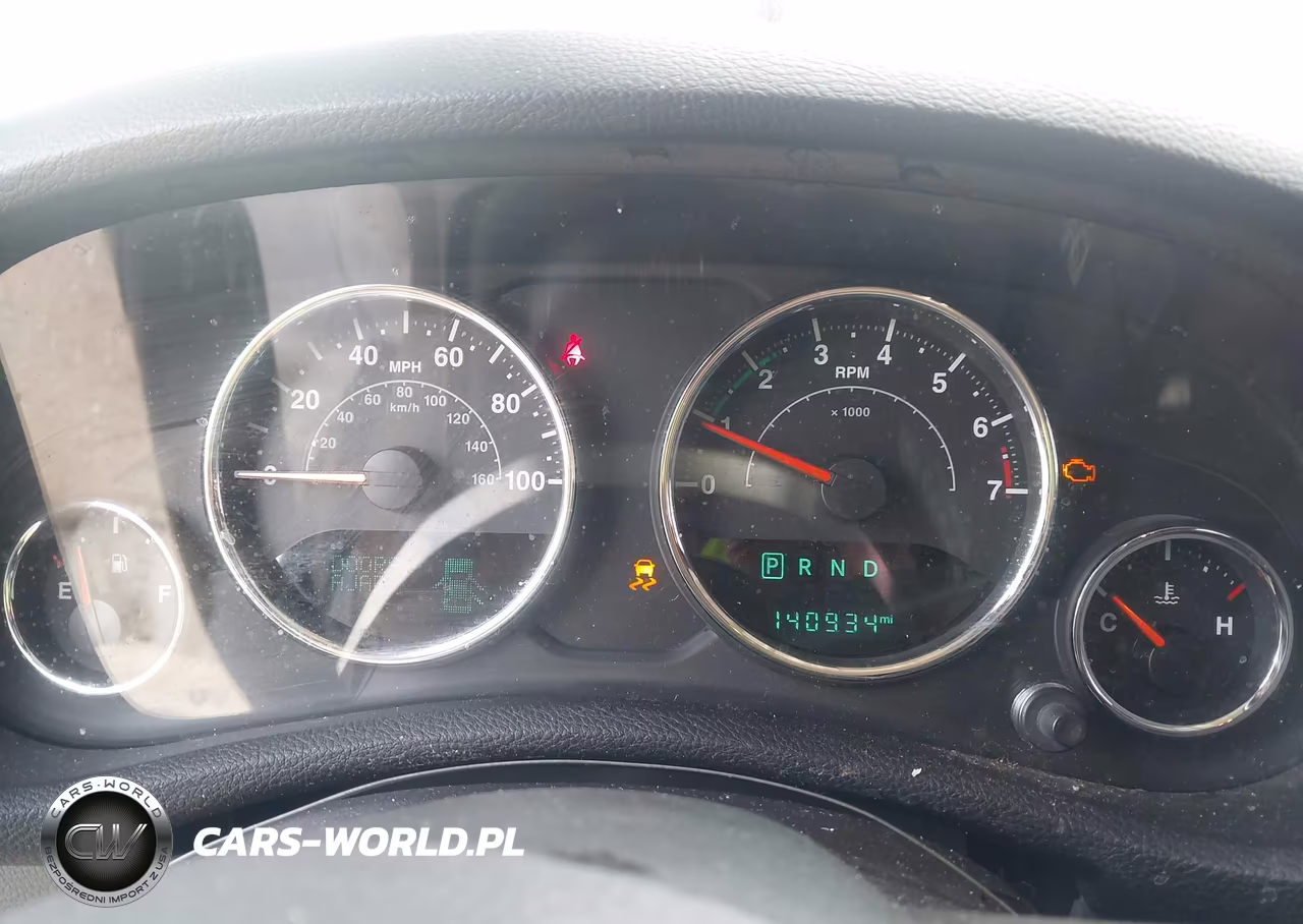 2018 Jeep Wrangler Jk Unlimited Sahara 4X4 VIN:1C4BJWEG5JL808715 - 7