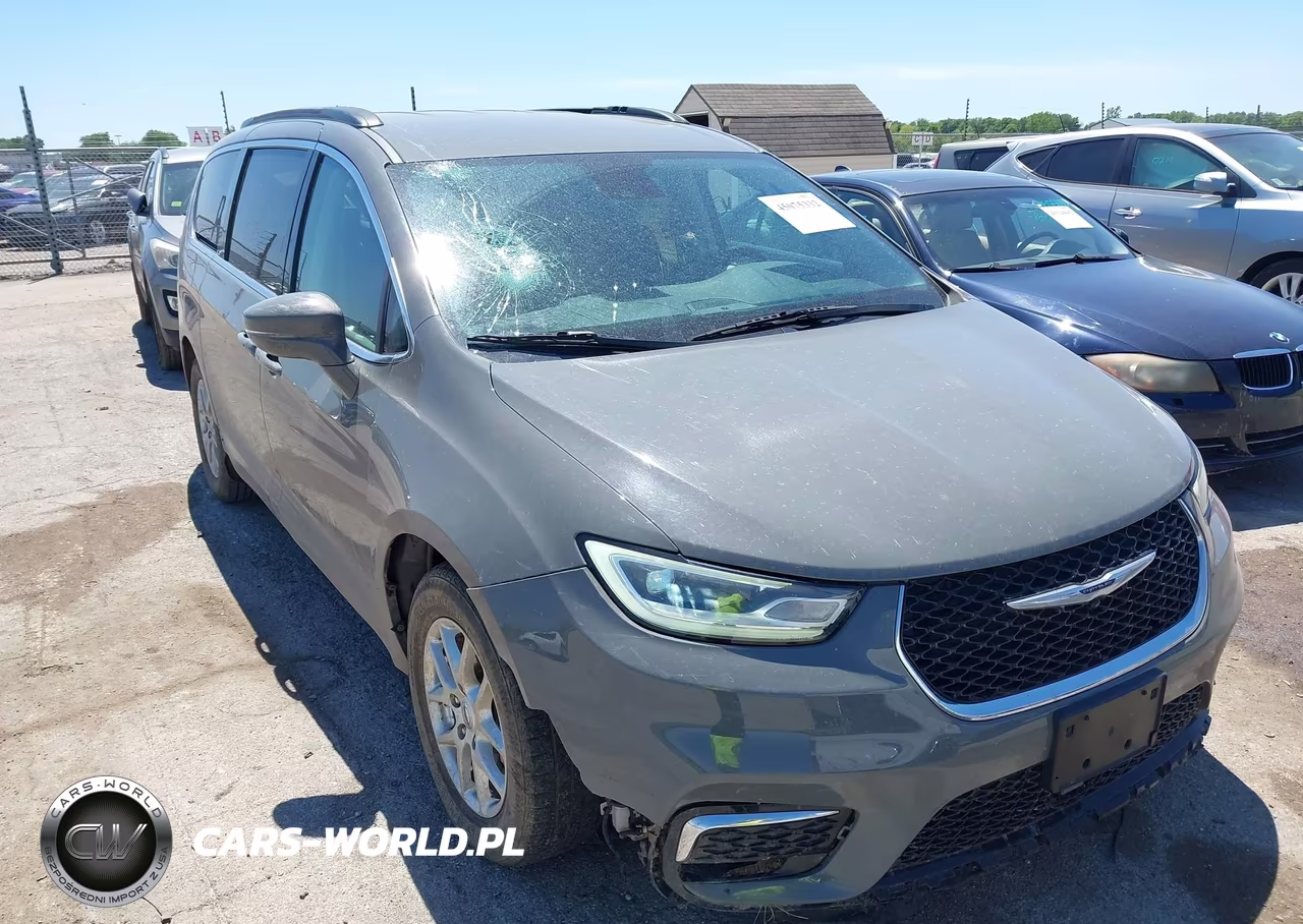 2022 Chrysler Pacifica Touring L