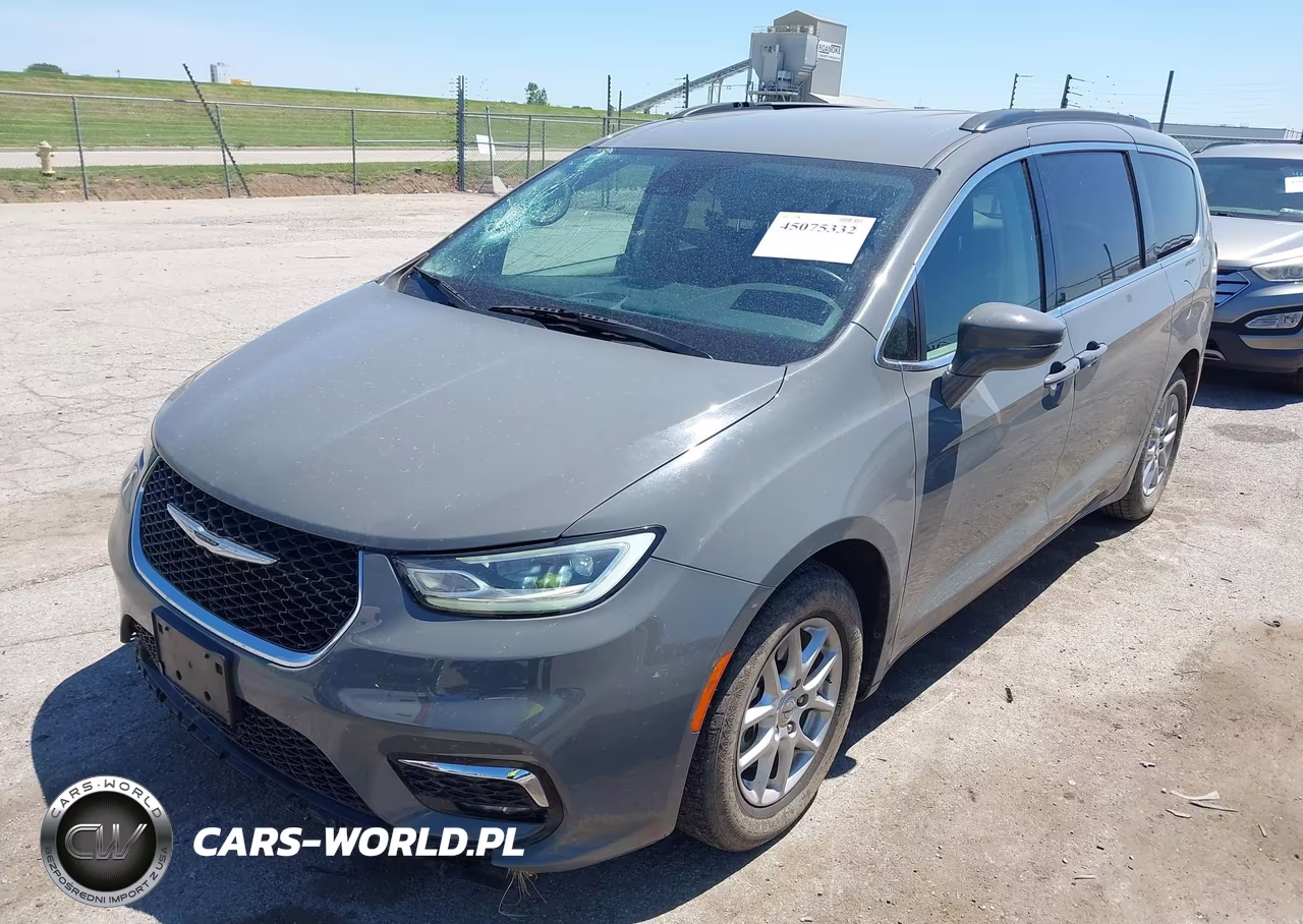 2022 Chrysler Pacifica Touring L VIN:2C4RC1BG2NR167732 - 2