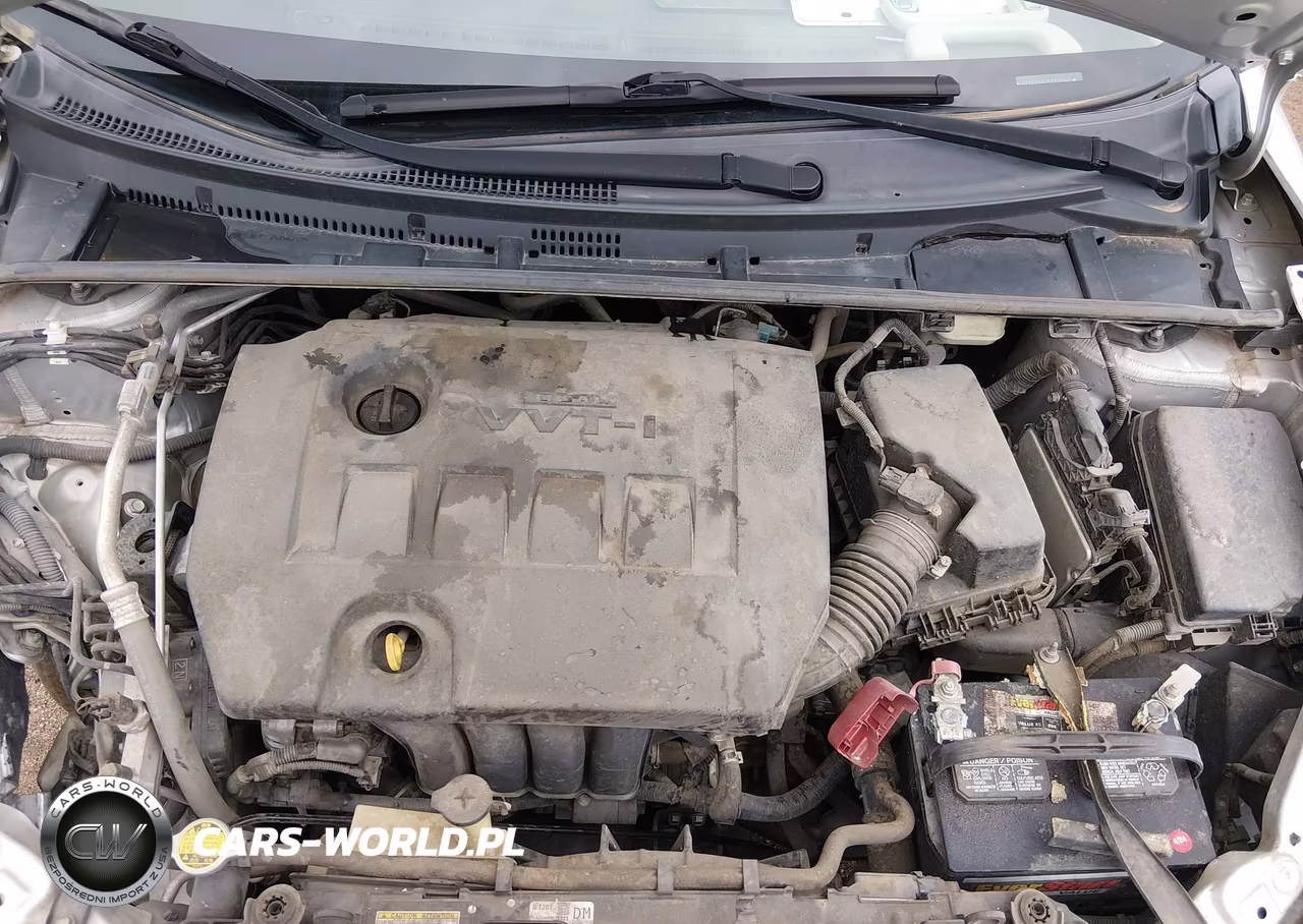 2015 Toyota Corolla Le VIN:5YFBURHE1FP332660 - 10