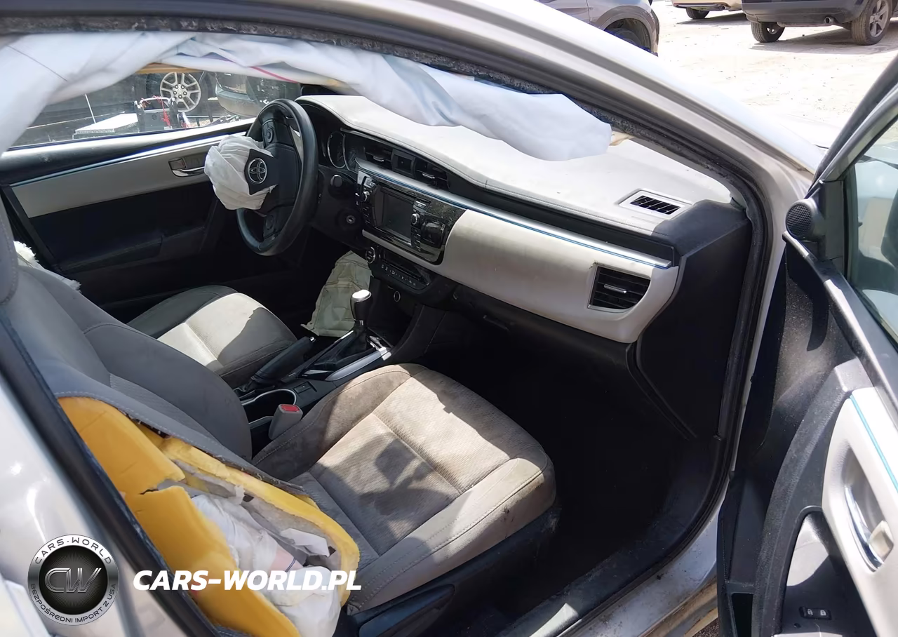 2015 Toyota Corolla Le VIN:5YFBURHE1FP332660 - 5