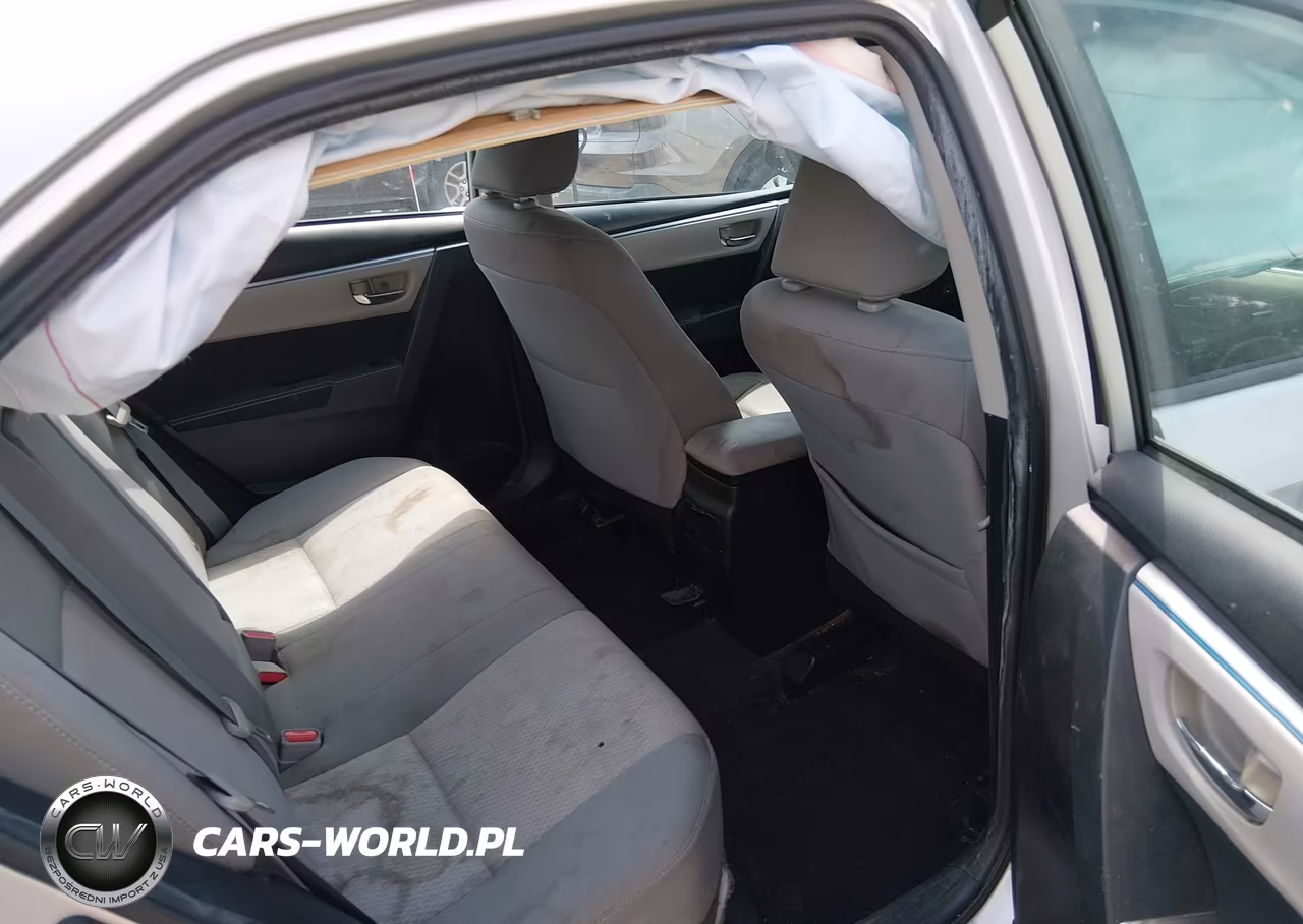 2015 Toyota Corolla Le VIN:5YFBURHE1FP332660 - 8