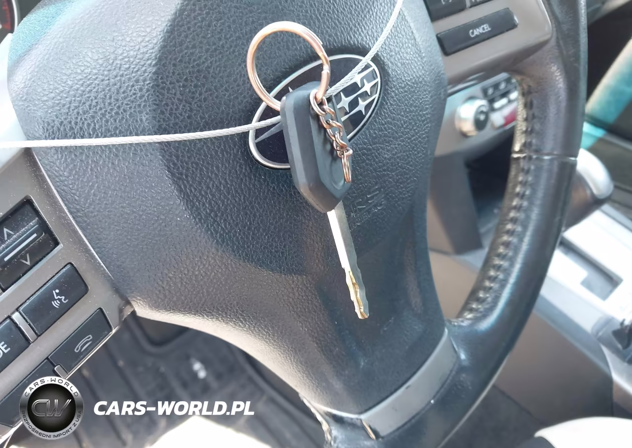 2013 Subaru Outback 2.5I Premium VIN:4S4BRBCC6D3287912 - 11