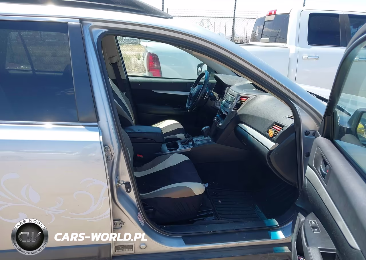 2013 Subaru Outback 2.5I Premium VIN:4S4BRBCC6D3287912 - 5