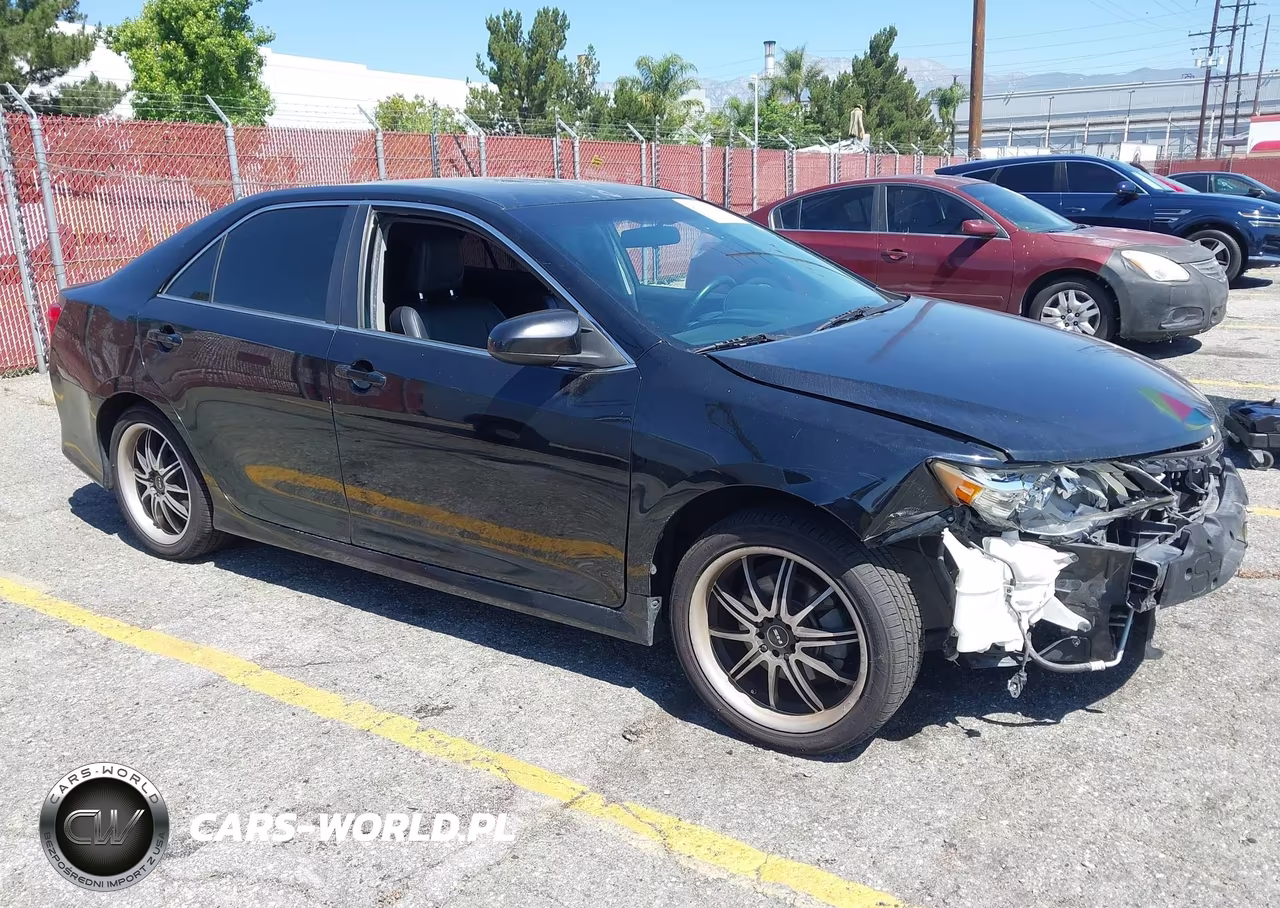 Główne zdjęcie 2014 Toyota Camry Se