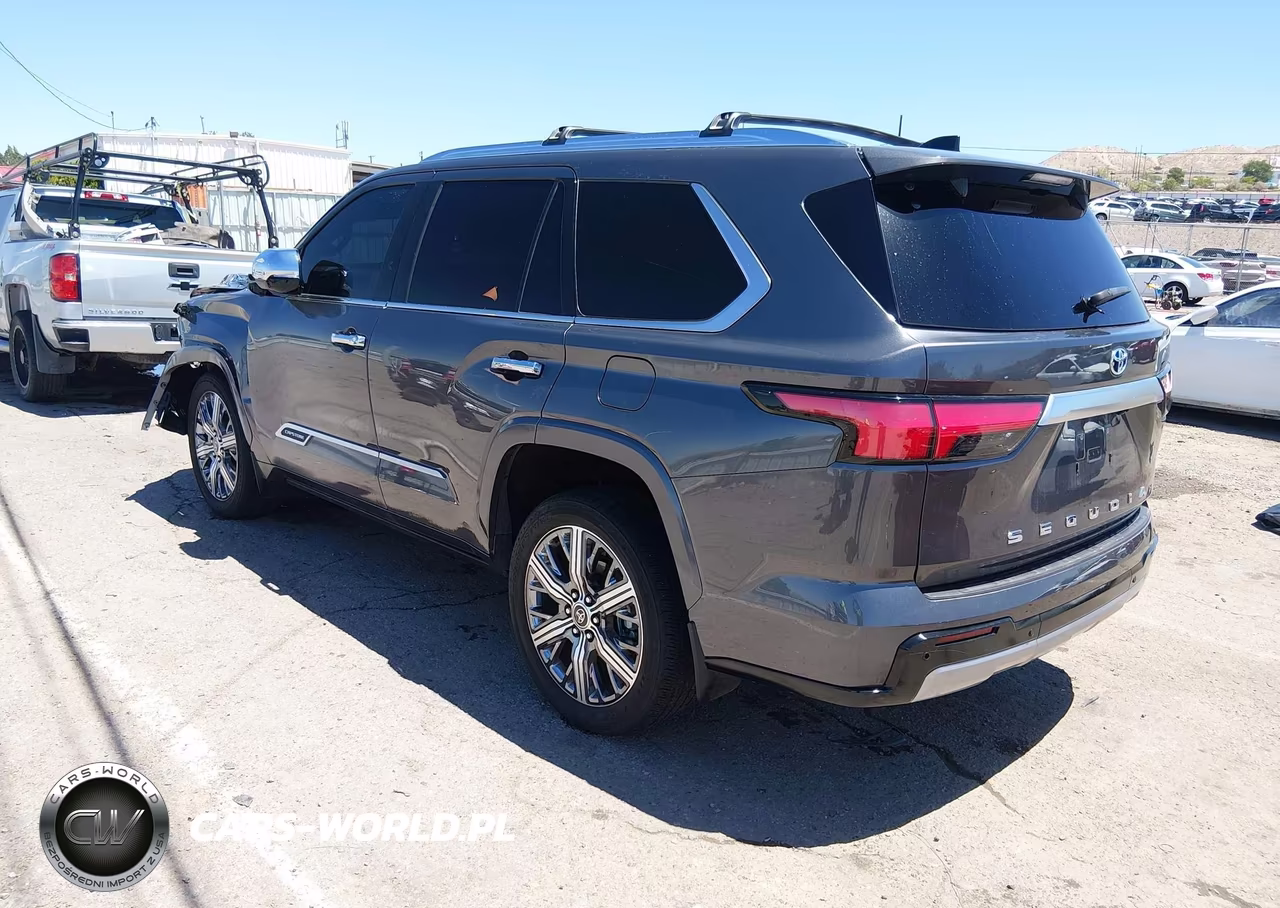 2023 Toyota Sequoia Capstone VIN:7SVAAABA5PX017896 - 3