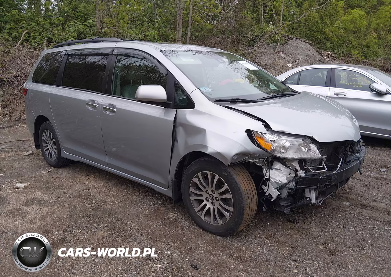 2020 Toyota Sienna Xle – zdjęcie 1 z 18