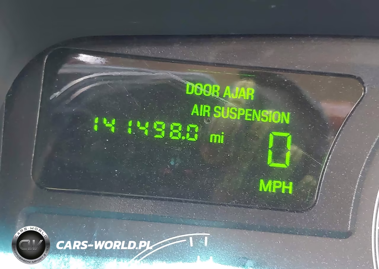 2003 Lincoln Town Car Signature VIN:1LNHM82W23Y617019 - 7