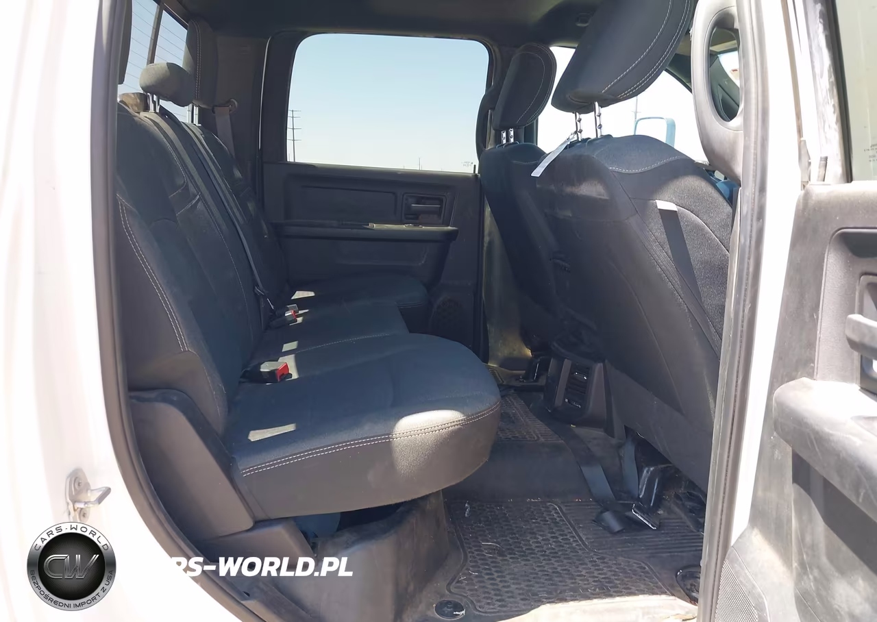 2021 Ram 2500 Tradesman 4X4 6'4 Box VIN:3C6TR5CJ6MG646849 - 8