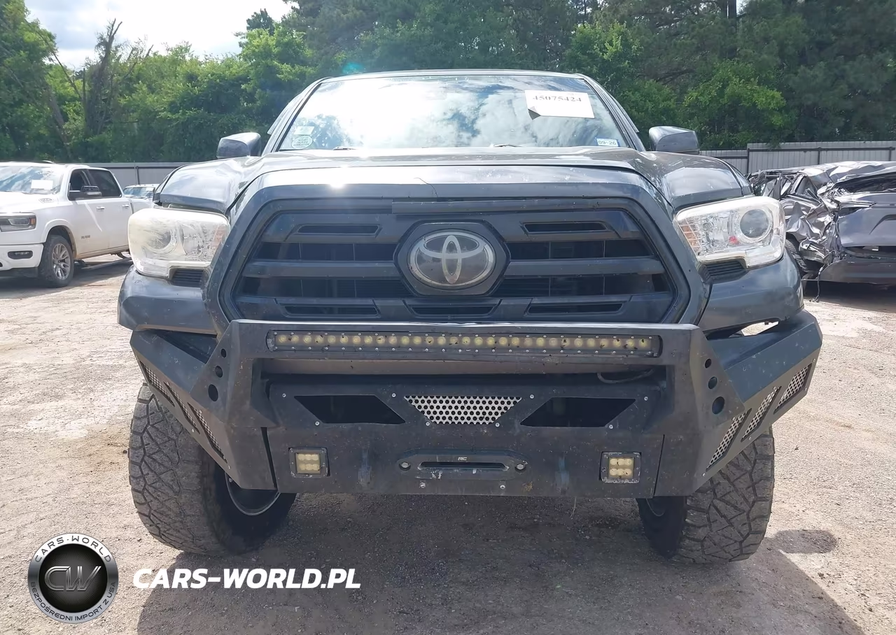 2018 Toyota Tacoma Sr V6 VIN:3TMCZ5AN9JM155395 - 12