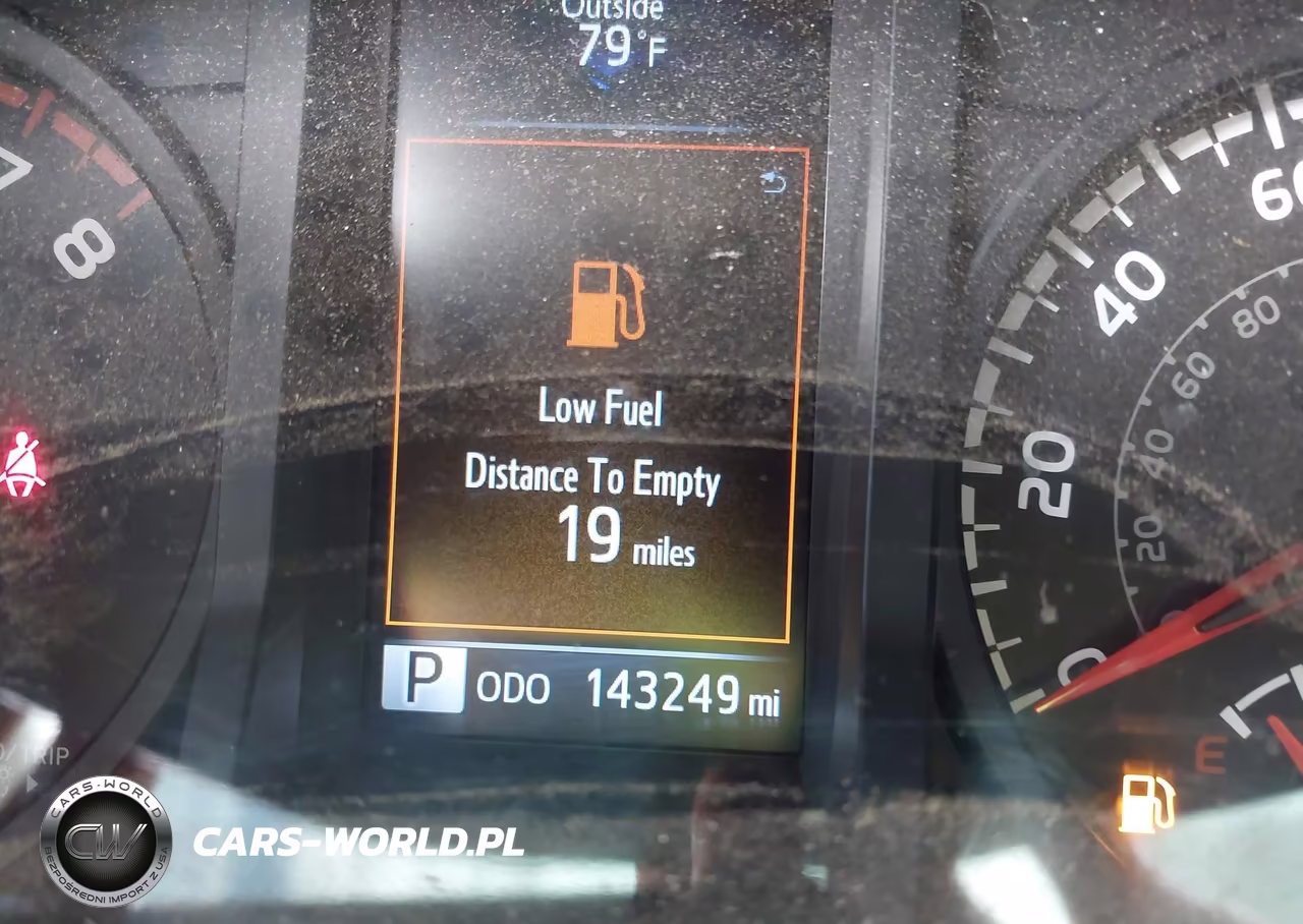 2018 Toyota Tacoma Sr V6 VIN:3TMCZ5AN9JM155395 - 15