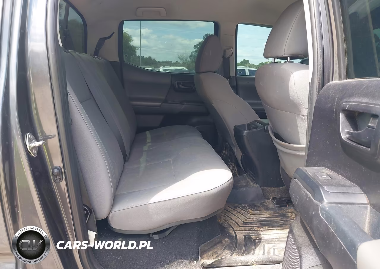 2018 Toyota Tacoma Sr V6 VIN:3TMCZ5AN9JM155395 - 8