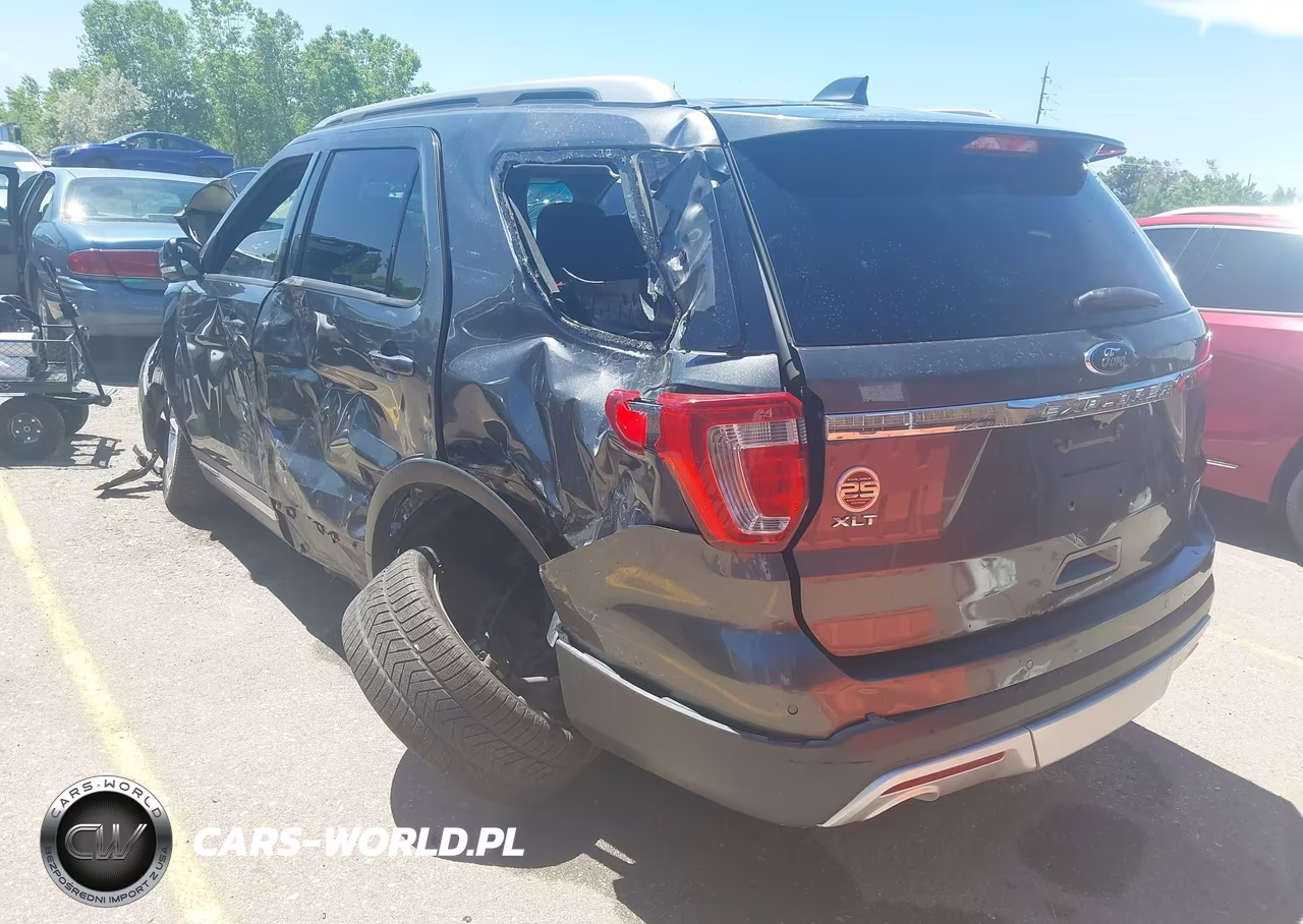 2016 Ford Explorer Xlt VIN:1FM5K8D86GGC95097 - 3