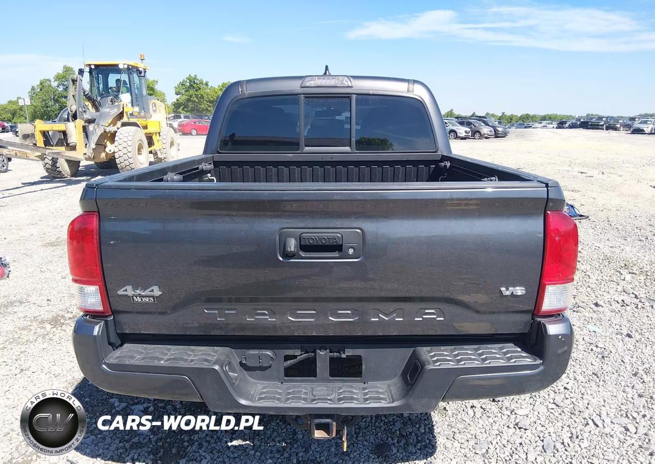 2017 Toyota Tacoma Sr V6 VIN:3TMCZ5AN4HM117065 - 17