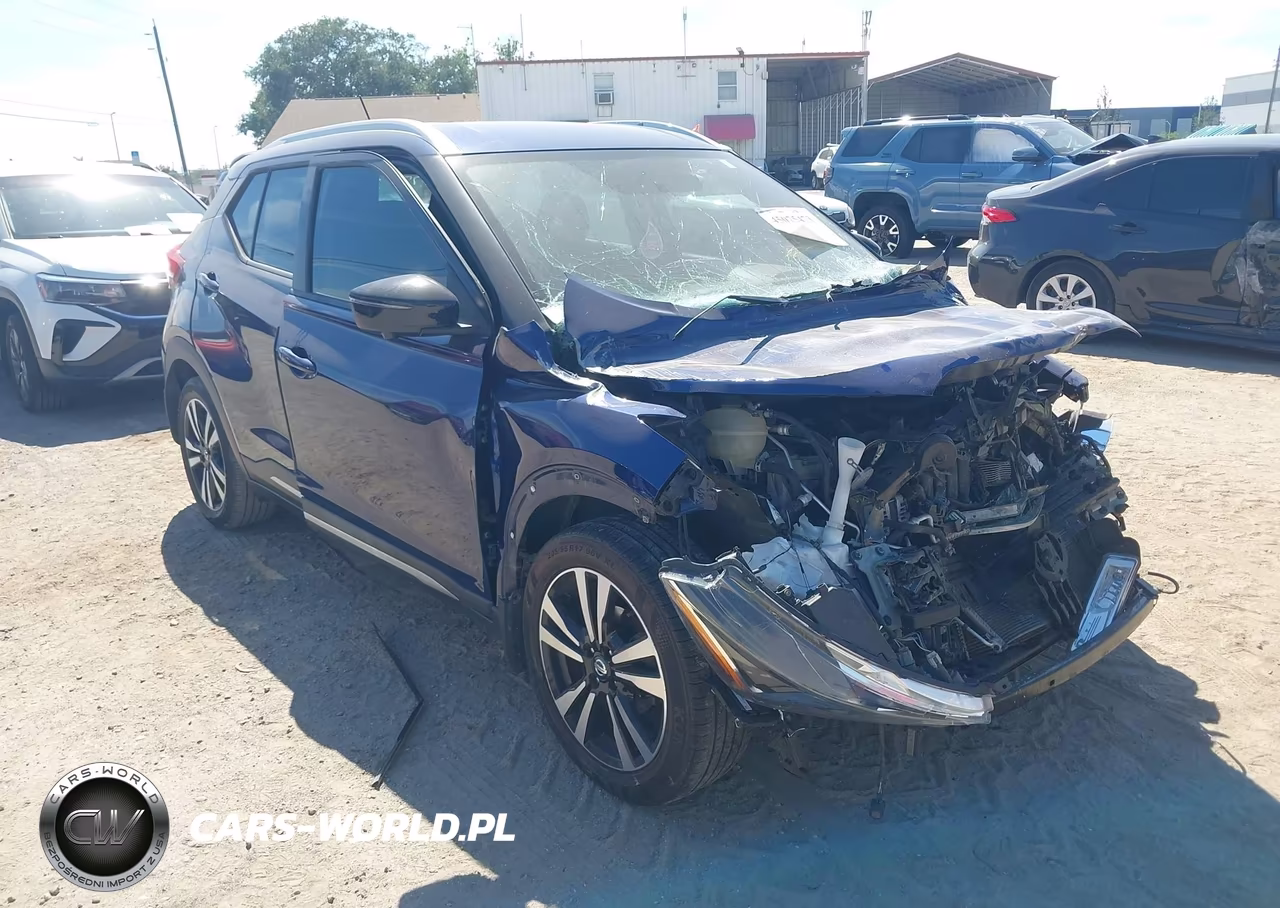 2018 Nissan Kicks Sr