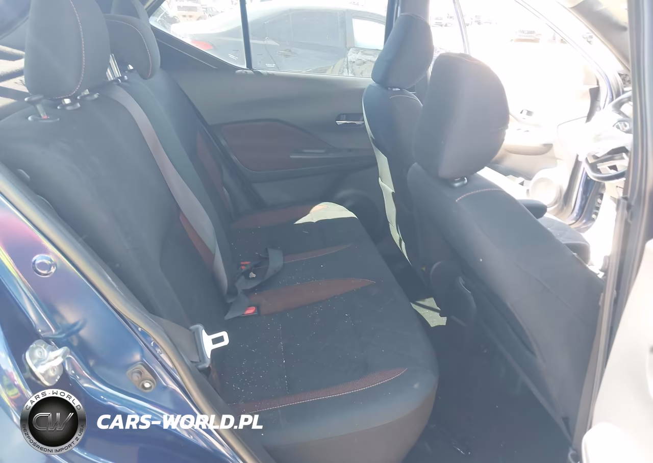 2018 Nissan Kicks Sr VIN:3N1CP5CU8JL534939 - 8