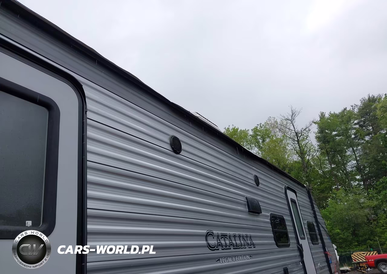 2018 Coachmen Catalina VIN:5ZT2CAXB8JX012773 - 16
