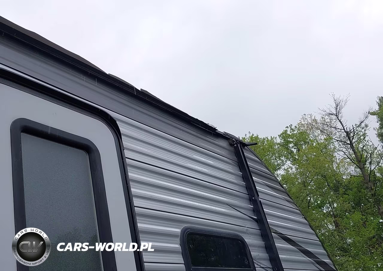 2018 Coachmen Catalina VIN:5ZT2CAXB8JX012773 - 17