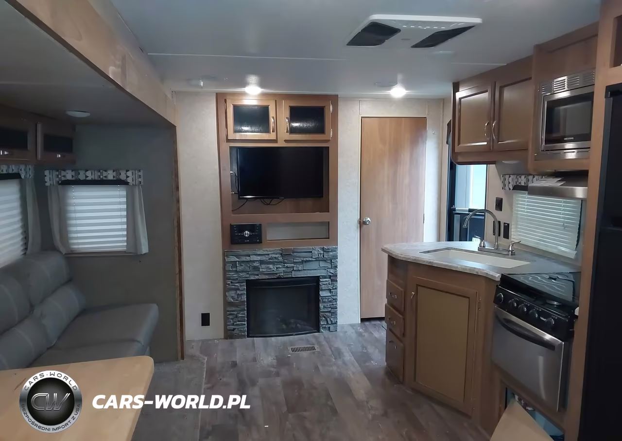 2018 Coachmen Catalina VIN:5ZT2CAXB8JX012773 - 8