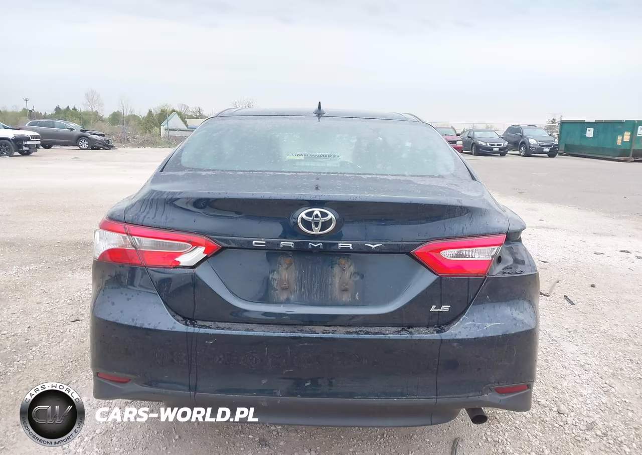 2020 Toyota Camry Le VIN:4T1C11AK5LU964778 - 16