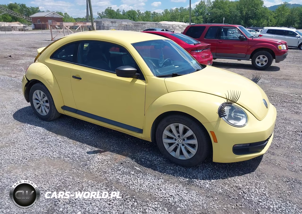 2015 Volkswagen Beetle 1.8T Fleet Edition – zdjęcie 1 z 16