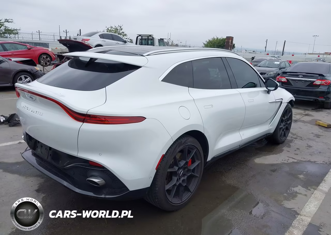 2021 Aston Martin Dbx VIN:SCFVUJAW5MTV03886 - 4
