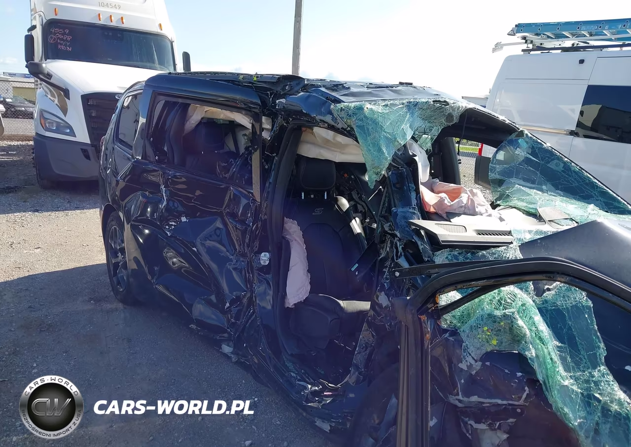 2020 Chrysler Pacifica Touring L VIN:2C4RC1BG0LR129106 - 6