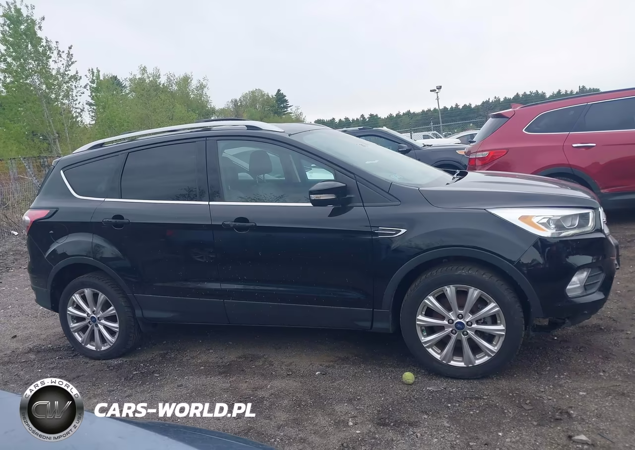 2017 Ford Escape Titanium VIN:1FMCU9JD0HUC69963 - 13