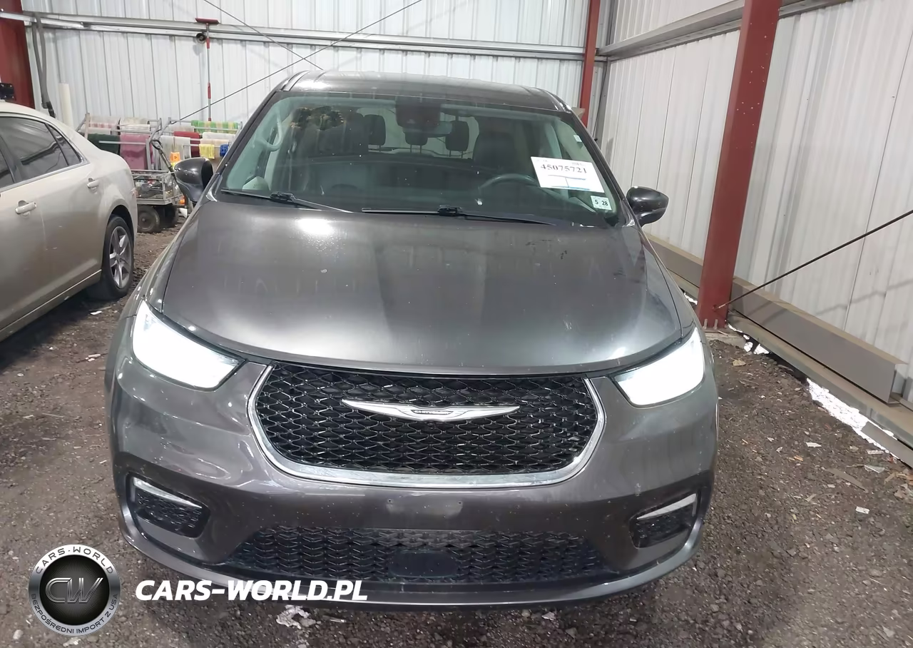 2023 Chrysler Pacifica Touring L VIN:2C4RC1BG6PR566503 - 12