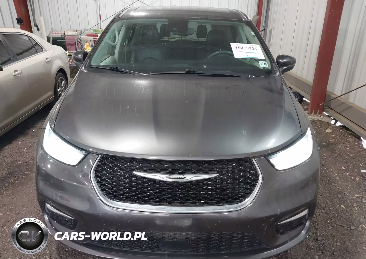 2023 Chrysler Pacifica Touring L VIN:2C4RC1BG6PR566503 - 6